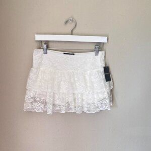 Forever 21 White Lace Skort Tiered Ruffle Mini Medium NWT Coquette Y2K Festival